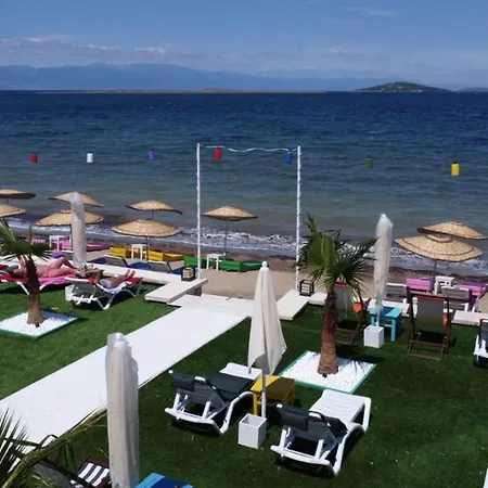 ホテル Neo Cunda Ayvalı